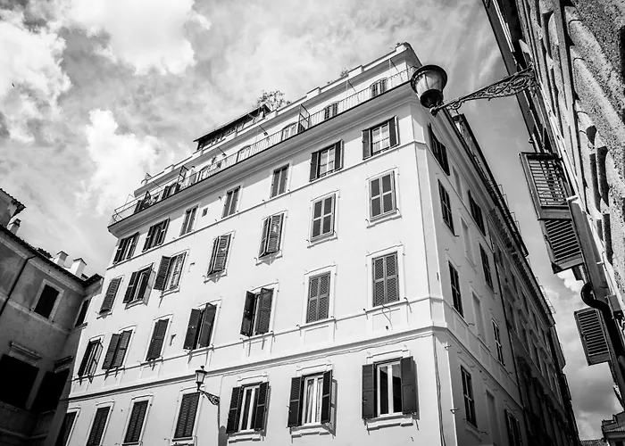 Mh Luxury Pantheon